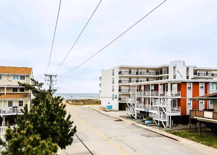 The Orange Crush - 5br Beachfront Family Retreat * Ocean Stadt