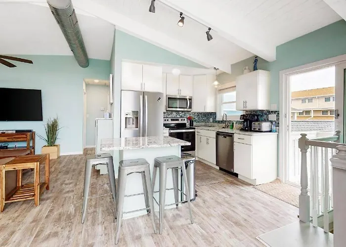 The Orange Crush - 5br Beachfront Family Retreat *